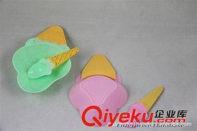 汕头市国平鸿盛塑料制品厂 优质双色雪糕盘及日用塑料制品厂家直销